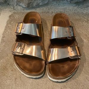 Birkenstock’s Rose Gold